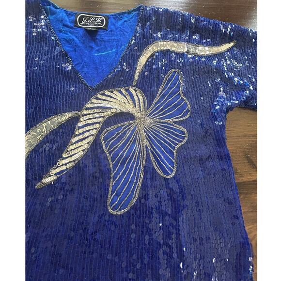 Vintage JLB 100% Silk Sequin Blue Silver Short Sleeve Top Blouse Womens Sz Large - Picture 2 of 10